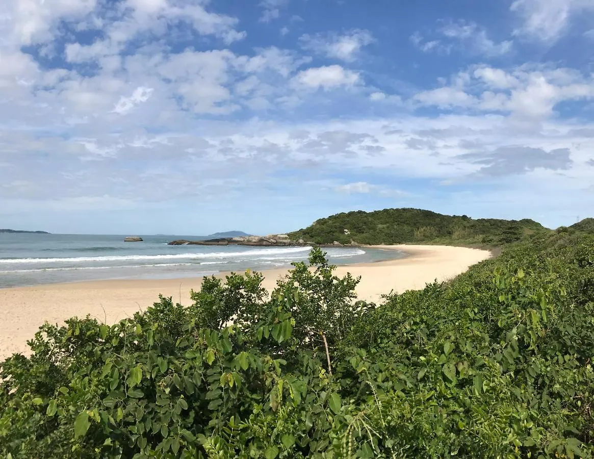 Praia De Quatro Ilhas A 50 Metros Do Mar Bombinhas 0*,