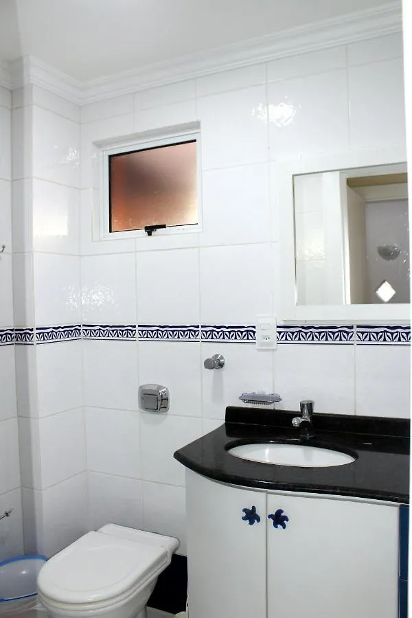 Apartamento Praia De Quatro Ilhas A 50 Metros Do Mar Bombinhas Brasil