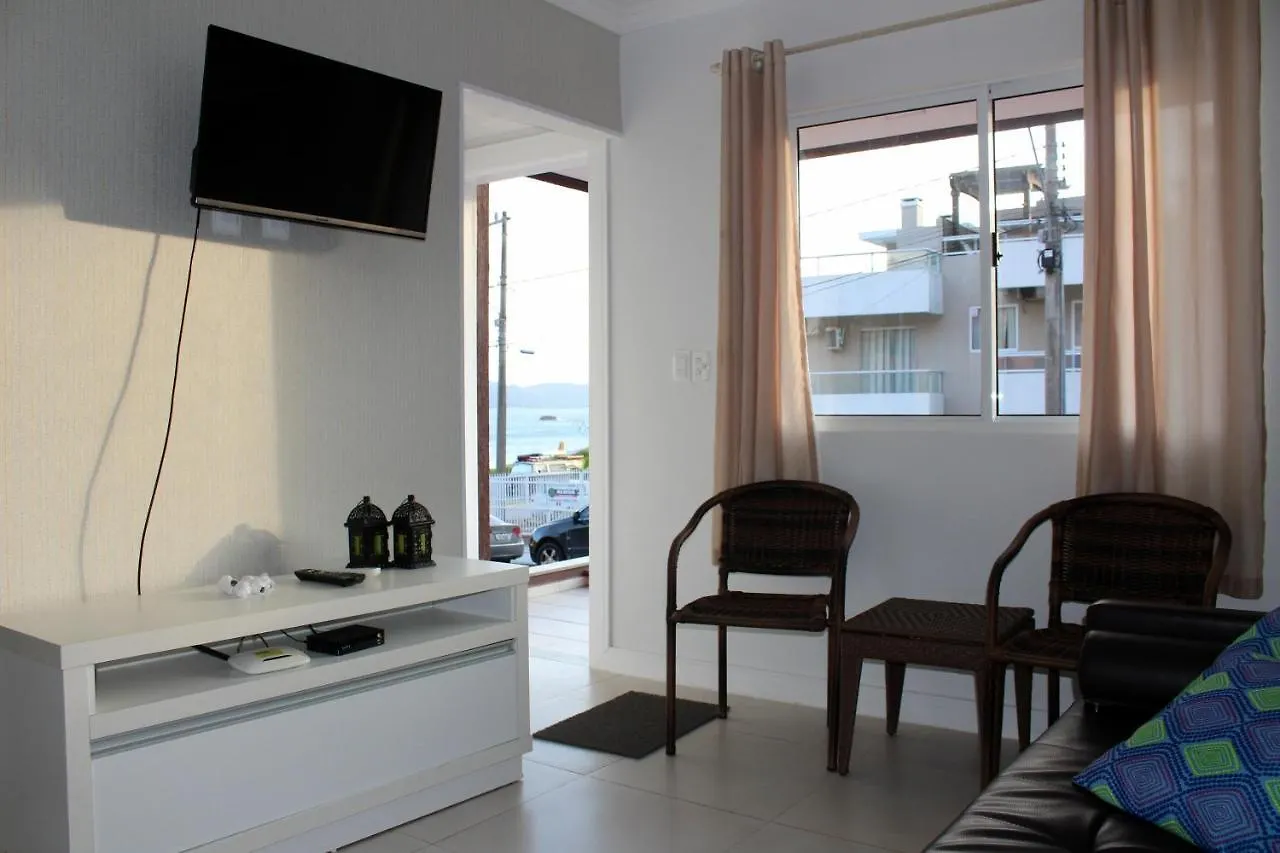 Apartamento Praia De Quatro Ilhas A 50 Metros Do Mar Bombinhas