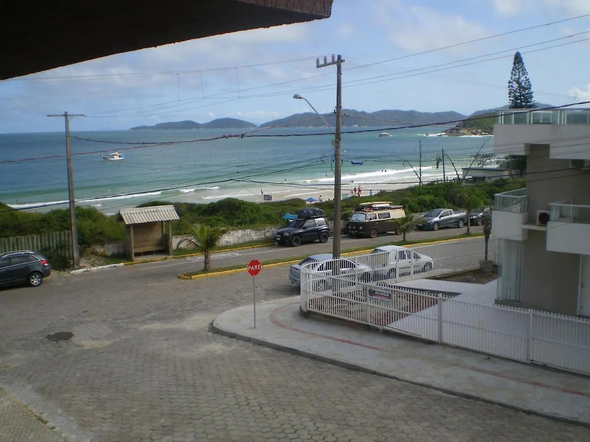 Praia De Quatro Ilhas A 50 Metros Do Mar Bombinhas 0*,  Brasil