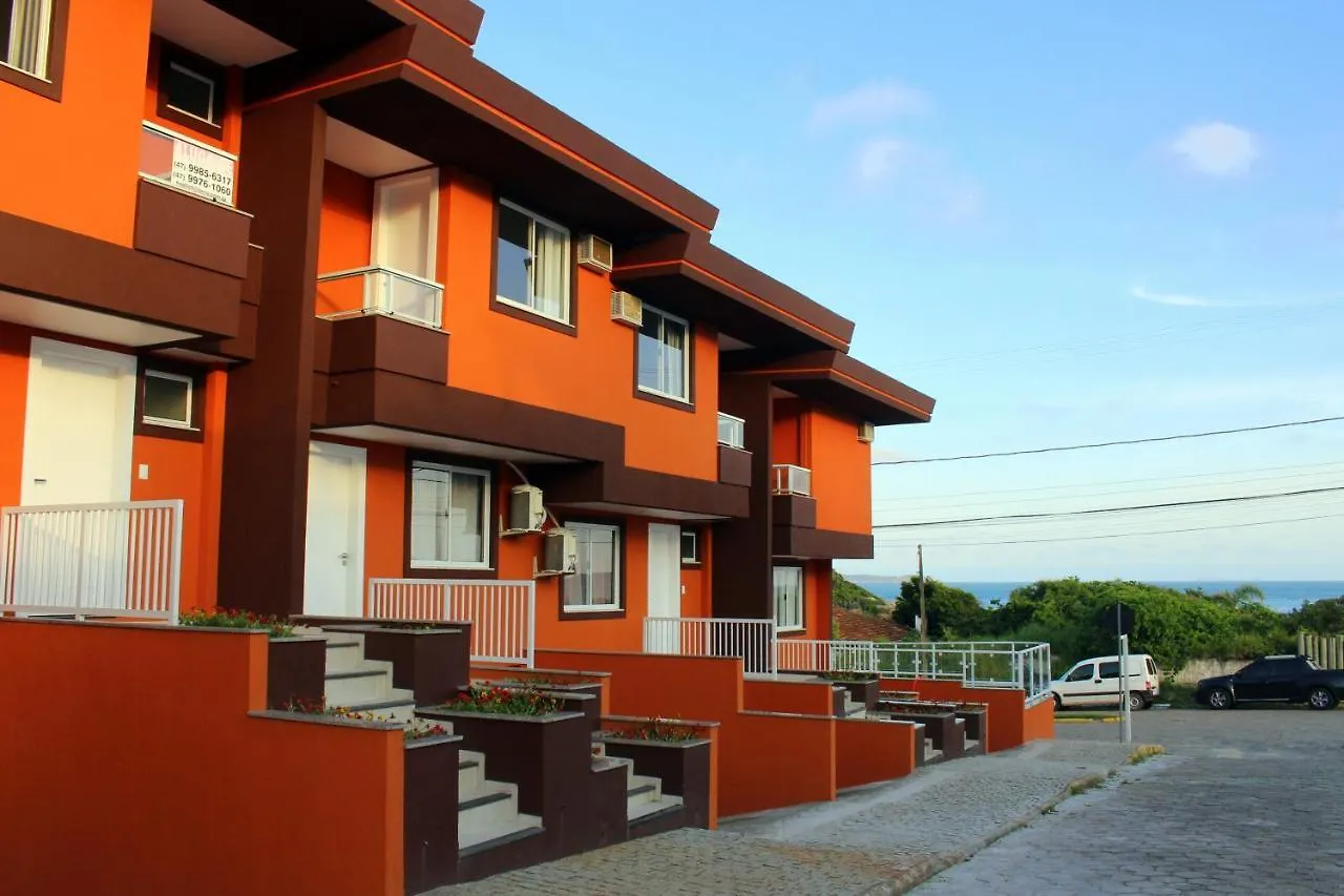 Apartamento Praia De Quatro Ilhas A 50 Metros Do Mar Bombinhas